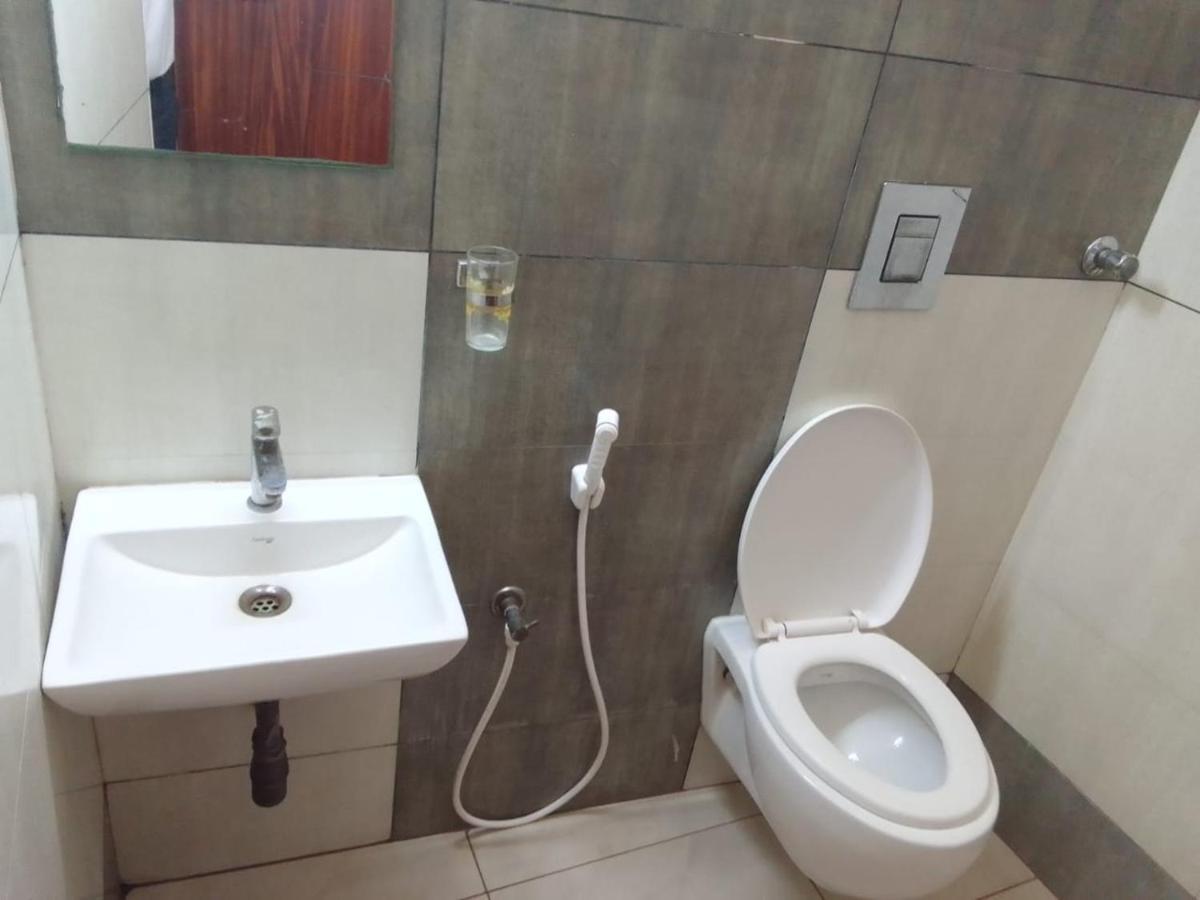 4U Business Hotel Ченнаї Екстер'єр фото